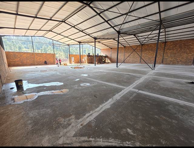 900M² WAREHOUSE TO LET IN AEROTON